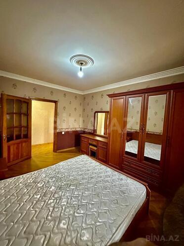 Продаётся 2-комн. вторичка 60 м², м. Нефтчиляр, photo 7 from 20
