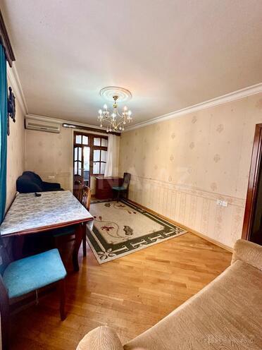 Продаётся 2-комн. вторичка 60 м², м. Нефтчиляр, photo 10 from 20