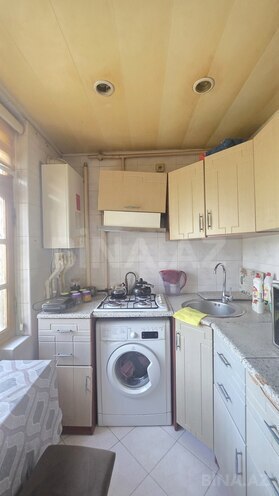 Satılır 2 otaqlı köhnə tikili 60 m², İnşaatçılar m., photo 13 from 20