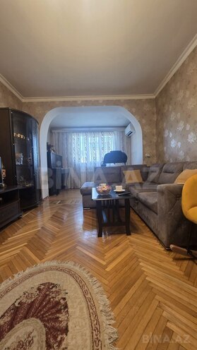 Satılır 2 otaqlı köhnə tikili 60 m², İnşaatçılar m., photo 4 from 20