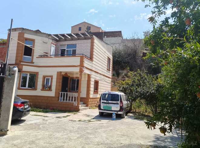 Satılır 8 otaqlı həyət evi/bağ evi 240 m², 9-cu mikrorayon q., photo 1 from 24