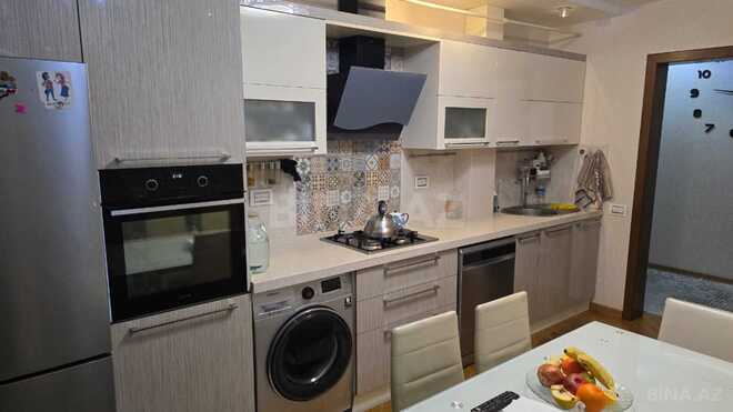 Satılır 5 otaqlı köhnə tikili 110 m², Xalqlar Dostluğu m., photo 15 from 22