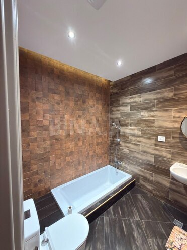 Satılır 6 otaqlı həyət evi/bağ evi 350 m², Şüvəlan q., photo 28 from 30