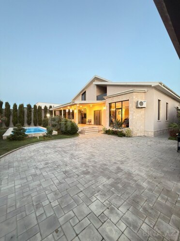 Satılır 6 otaqlı həyət evi/bağ evi 350 m², Şüvəlan q., photo 1 from 30