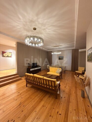 Satılır 6 otaqlı həyət evi/bağ evi 350 m², Şüvəlan q., photo 10 from 30