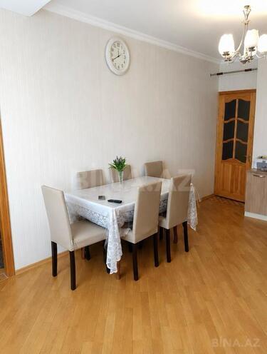 Продаётся 2-комн. вторичка 45 м², м. Ази Асланов, photo 3 from 11