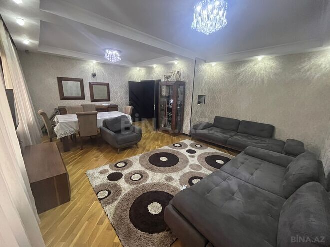 Satılır 3 otaqlı köhnə tikili 110 m², Azadlıq Prospekti m., photo 1 from 11