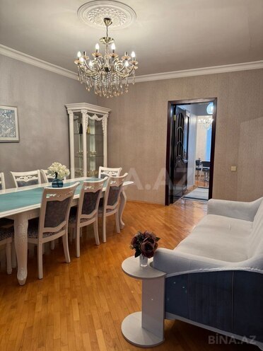 İcarəyə verilir 4 otaqlı köhnə tikili 120 m², Qara Qarayev m., photo 3 from 23