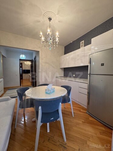 İcarəyə verilir 4 otaqlı köhnə tikili 120 m², Qara Qarayev m., photo 7 from 23