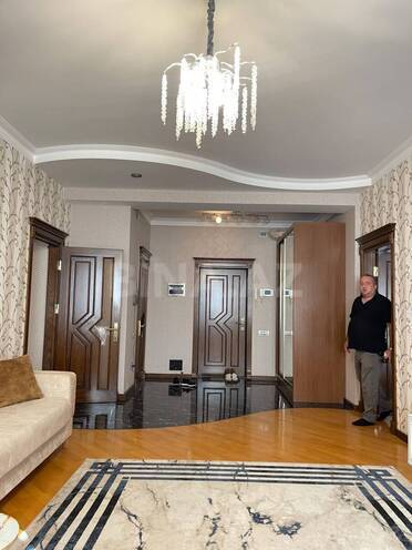 Сдаётся 2-комн. новостройка 86 м², м. 8 ноября, photo 21 from 28