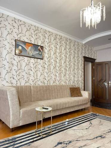 Сдаётся 2-комн. новостройка 86 м², м. 8 ноября, photo 5 from 28