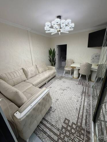 Satılır 3 otaqlı köhnə tikili 75 m², 28 May m., photo 1 from 11