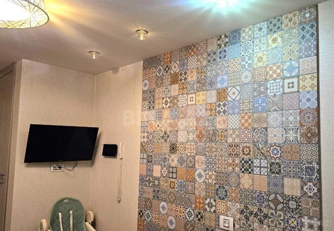 Satılır 5 otaqlı köhnə tikili 110 m², Xalqlar Dostluğu m., photo 8 from 32