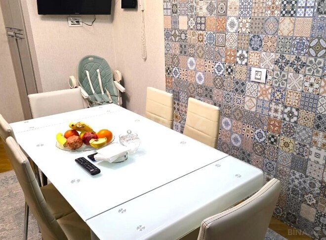 Satılır 5 otaqlı köhnə tikili 110 m², Xalqlar Dostluğu m., photo 19 from 32