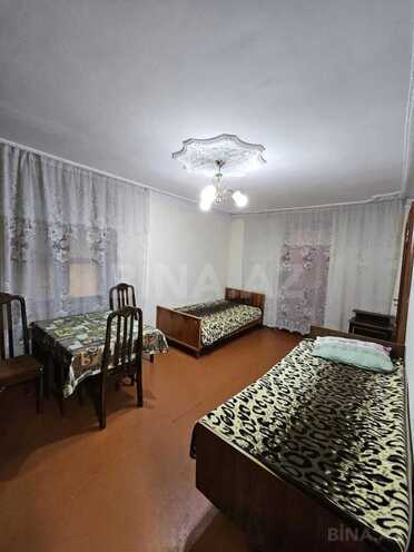 Satılır 2 otaqlı köhnə tikili 30 m², Elmlər Akademiyası m., photo 4 from 9