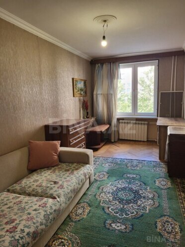 İcarəyə verilir 3 otaqlı köhnə tikili 90 m², Elmlər Akademiyası m., photo 5 from 13