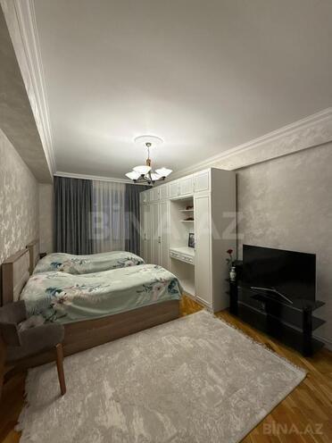 Продаётся 4-комн. новостройка 135 м², м. Иншаатчылар, photo 8 from 17