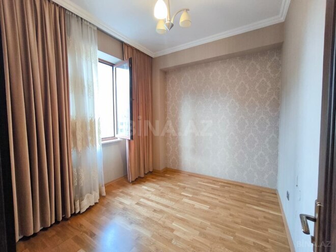 Продаётся 3-комн. новостройка 80 м², м. Кара Караев, photo 11 from 16