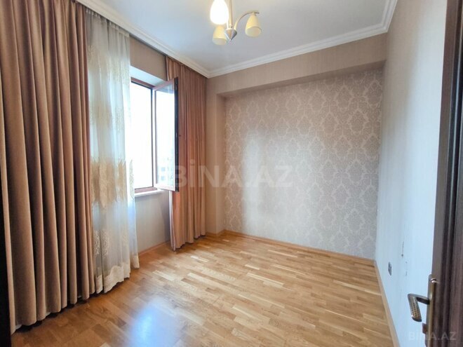 Продаётся 3-комн. новостройка 80 м², м. Кара Караев, photo 10 from 16