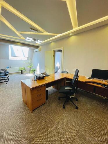 Продаётся 5-комн. офис 110 м², Насиминский  р., photo 4 from 16