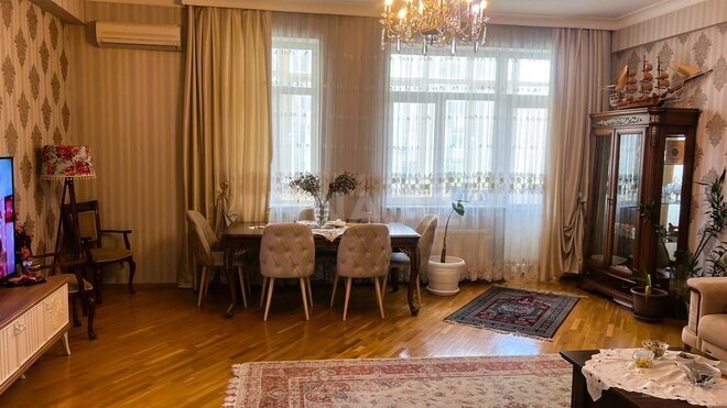 İcarəyə verilir 3 otaqlı yeni tikili 150 m², 8 Noyabr m., photo 4 from 19