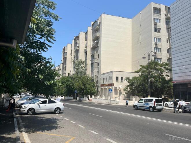 Продаётся 3-комн. вторичка 85 м², м. Элмляр Академиясы, photo 15 from 17