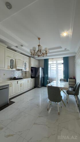 İcarəyə verilir 3 otaqlı yeni tikili 135 m², Gənclik m., photo 10 from 15
