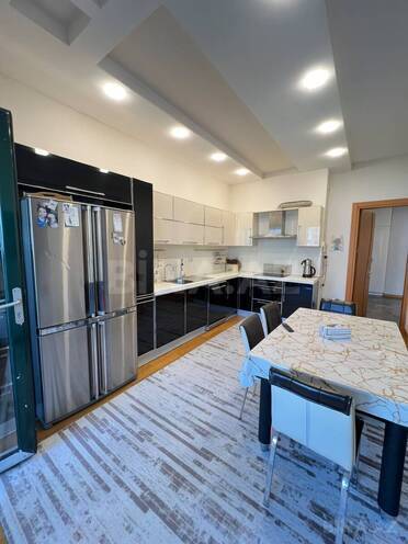 Продаётся 4-комн. новостройка 176 м², м. 8 ноября, photo 17 from 23