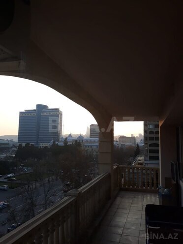 İcarəyə verilir 2 otaqlı köhnə tikili 60 m², 28 May m., photo 10 from 11