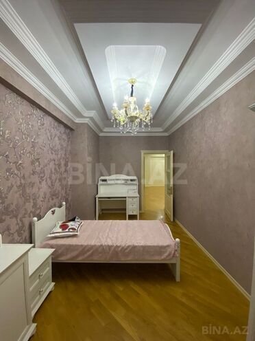 Сдаётся 4-комн. новостройка 180 м², пос. Бадамдар, photo 13 from 28