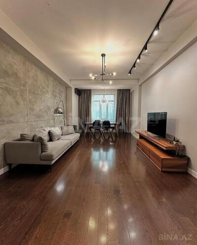 Сдаётся 2-комн. новостройка 77 м², м. 28 мая, photo 1 from 11
