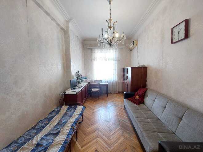 Satılır 2 otaqlı köhnə tikili 65 m², Nizami m., photo 4 from 16