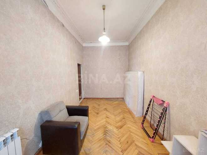 Satılır 2 otaqlı köhnə tikili 65 m², Nizami m., photo 8 from 16