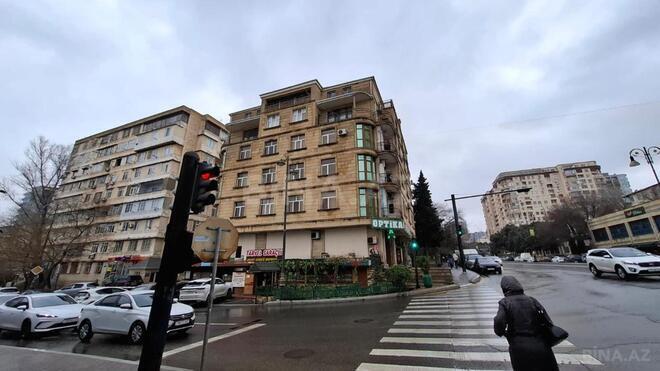 Satılır  obyekt 408 m², Memar Əcəmi m., photo 1 from 31