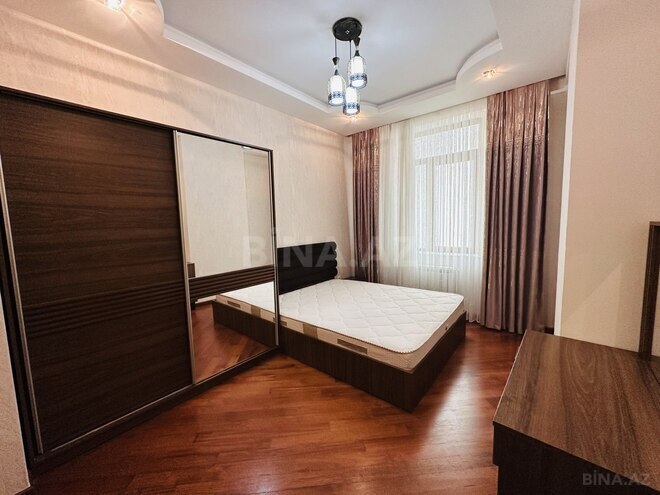 Продаётся 3-комн. новостройка 146 м², м. Низами, photo 12 from 25