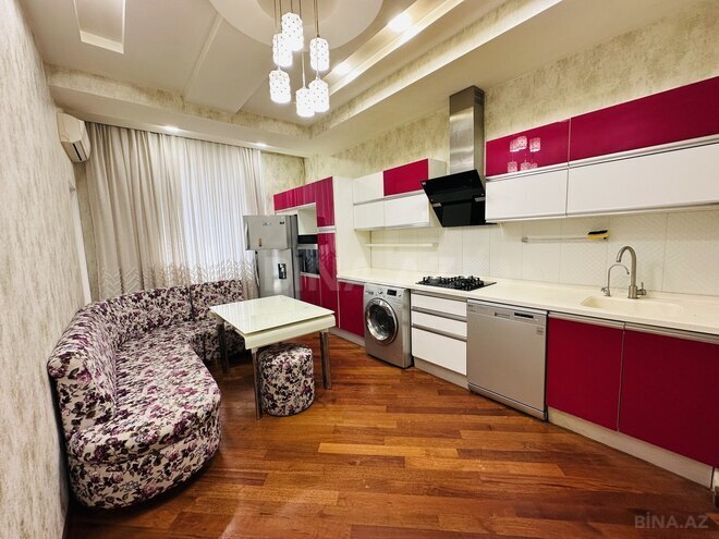 Продаётся 3-комн. новостройка 146 м², м. Низами, photo 15 from 25