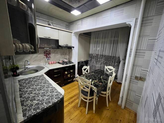 Продаётся 2-комн. вторичка 55 м², Хатаинский р., photo 8 from 16