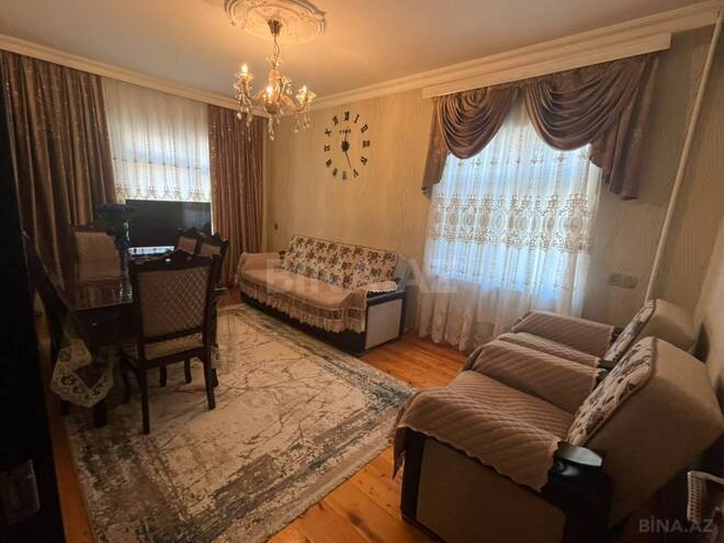 Продаётся 2-комн. вторичка 55 м², Хатаинский р., photo 1 from 16