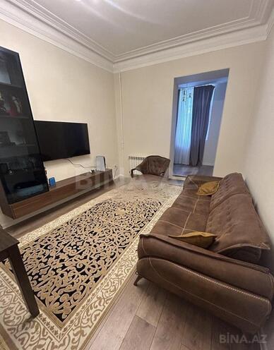 Продаётся 2-комн. вторичка 65 м², м. Низами, photo 4 from 16