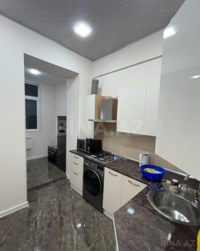 Продаётся 2-комн. вторичка 65 м², м. Низами, photo 9 from 16
