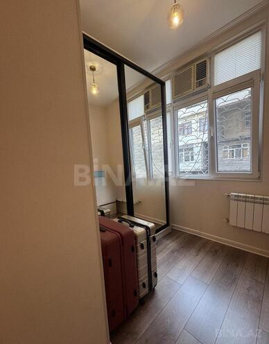 Продаётся 2-комн. вторичка 65 м², м. Низами, photo 8 from 16