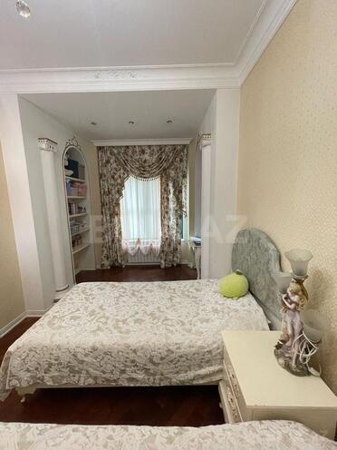 Сдаётся 4-комн. новостройка 200 м², м. 28 мая, photo 21 from 32