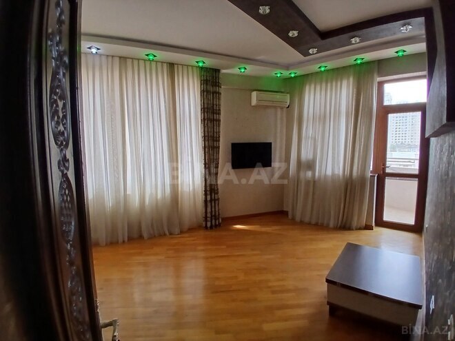 Сдаётся 3-комн. новостройка 86 м², м. Элмляр Академиясы, photo 8 from 12