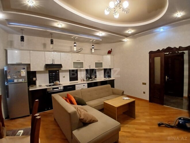 Сдаётся 3-комн. новостройка 86 м², м. Элмляр Академиясы, photo 11 from 12