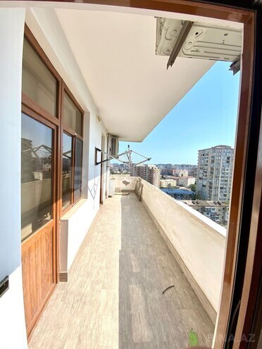 Продаётся 3-комн. новостройка 135 м², пос. 8-й мкр, photo 12 from 24