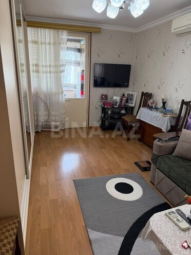 Продаётся 2-комн. вторичка 35 м², м. Нефтчиляр, photo 1 from 15