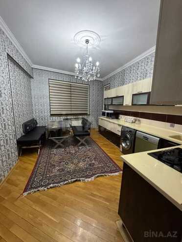 Продаётся 3-комн. новостройка 136 м², м. Элмляр Академиясы, photo 3 from 11