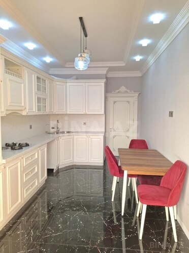 Продаётся 3-комн. новостройка 137 м², м. Нефтчиляр, photo 12 from 18