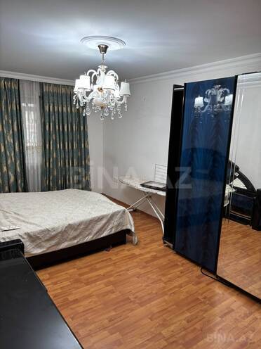Сдаётся 4-комн. вторичка 72 м², м. Халглар Достлугу, photo 1 from 9