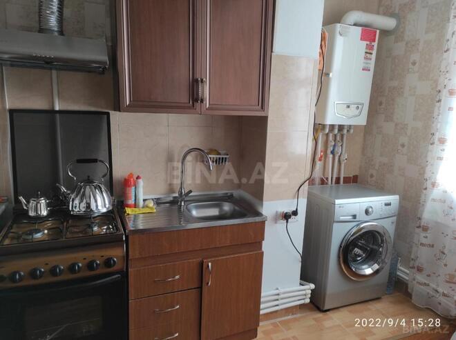 Продаётся 2-комн. вторичка 60 м², м. Ази Асланов, photo 6 from 12